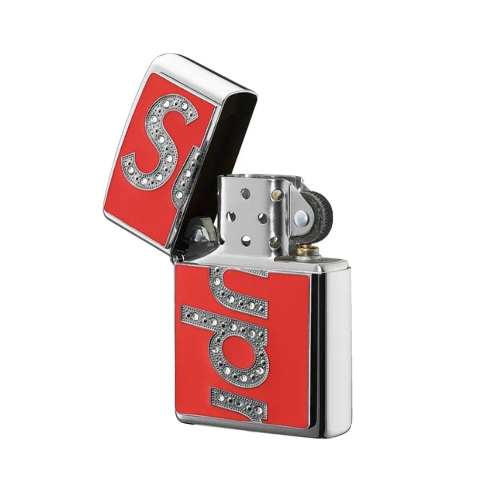Bật lửa Zippo đỏ FW20A37