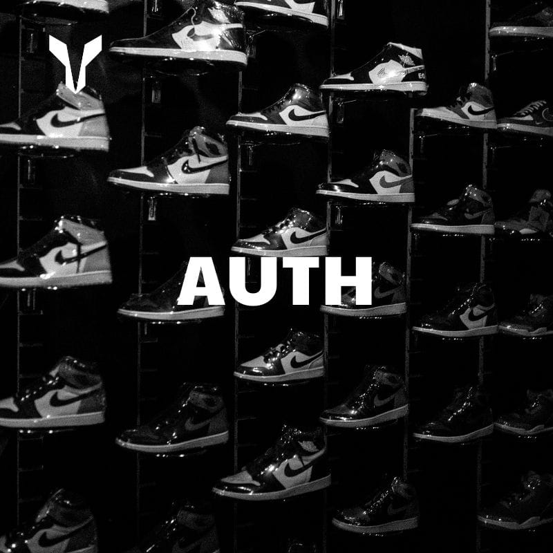 Trưng bày giày Nike chính hãng